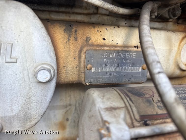 image for item EG1982 2000 John Deere 770C motor grader