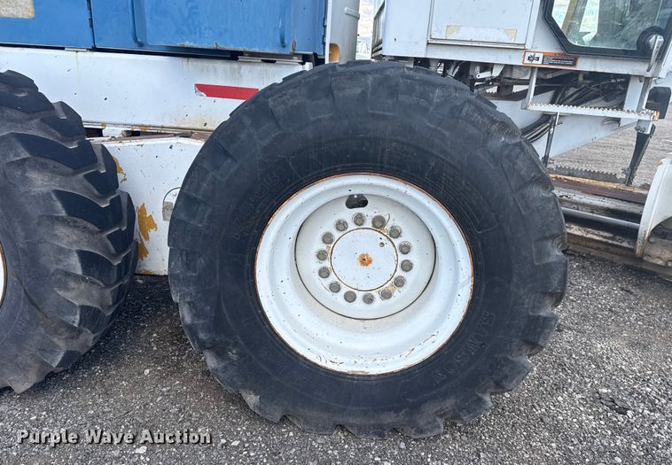 image for item EG1982 2000 John Deere 770C motor grader