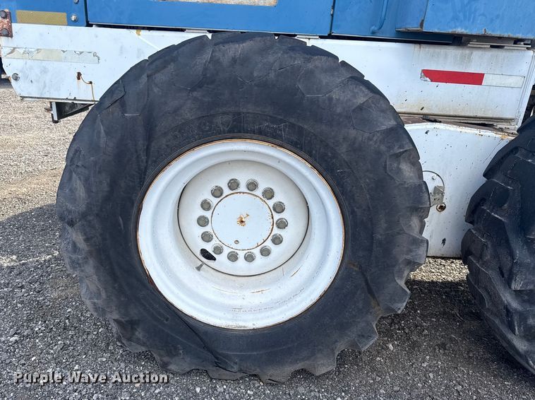 image for item EG1982 2000 John Deere 770C motor grader