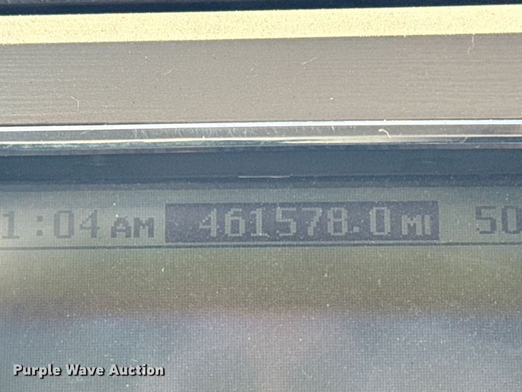 image for item EG1988 2011 Mack CHU613 vacuum truck