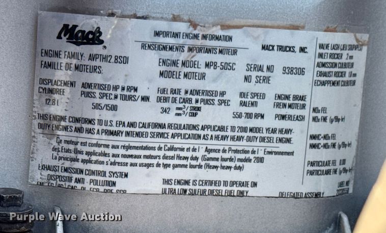 image for item EG1988 2011 Mack CHU613 vacuum truck