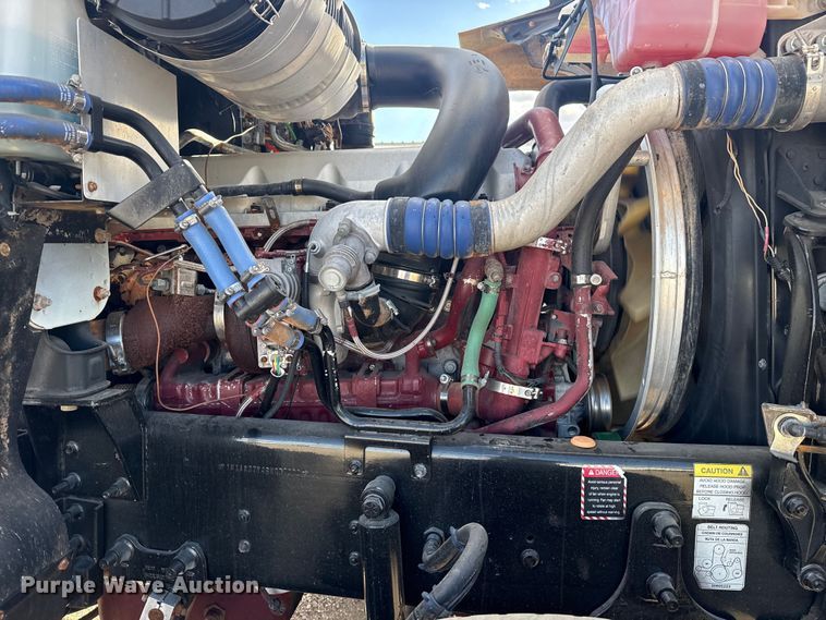 image for item EG1988 2011 Mack CHU613 vacuum truck