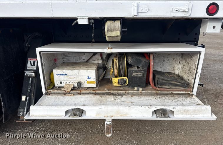 image for item EG1990 2013 Freightliner 114SD crane truck