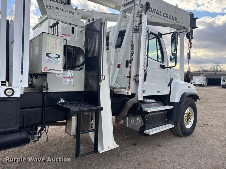 image for item EG1990 2013 Freightliner 114SD crane truck