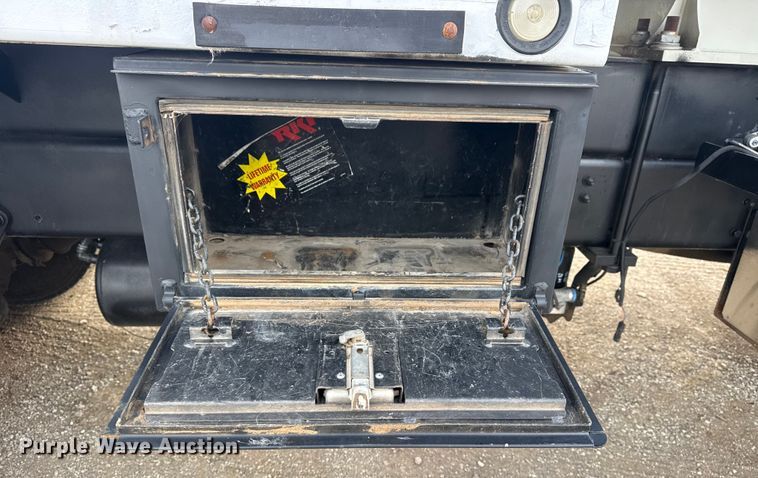 image for item EG1990 2013 Freightliner 114SD crane truck