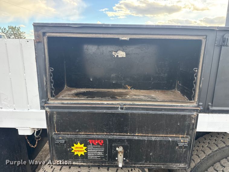 image for item EG1990 2013 Freightliner 114SD crane truck