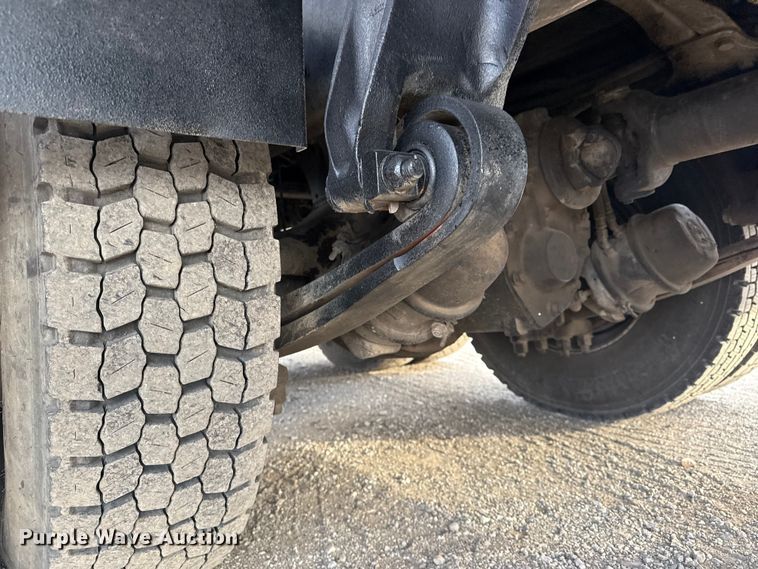 image for item EG1990 2013 Freightliner 114SD crane truck