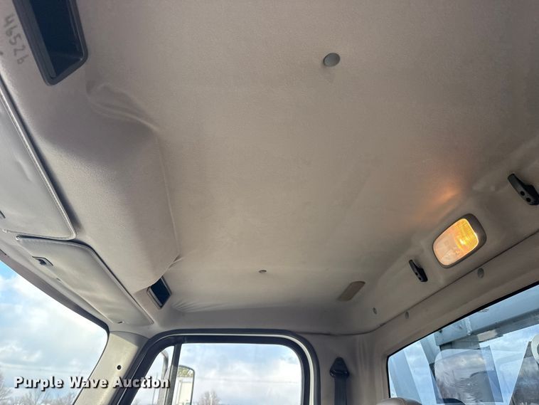 image for item EG1990 2013 Freightliner 114SD crane truck