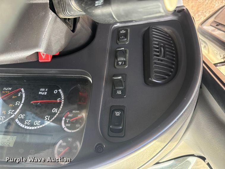 image for item EG1990 2013 Freightliner 114SD crane truck