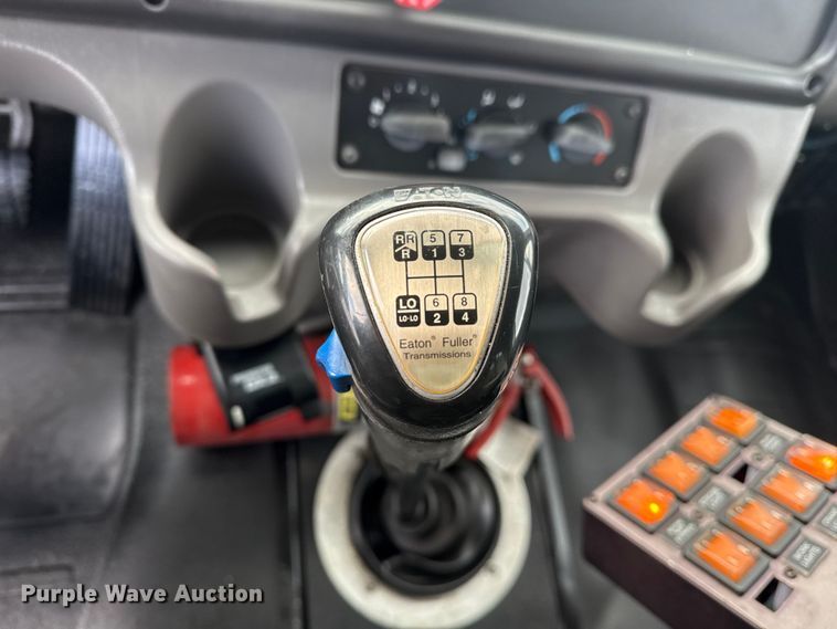 image for item EG1990 2013 Freightliner 114SD crane truck