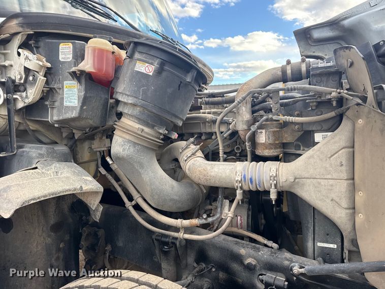 image for item EG1990 2013 Freightliner 114SD crane truck