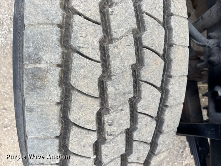 image for item EG1990 2013 Freightliner 114SD crane truck