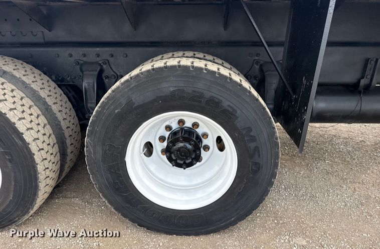 image for item EG1990 2013 Freightliner 114SD crane truck