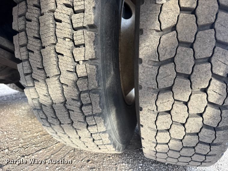 image for item EG1990 2013 Freightliner 114SD crane truck