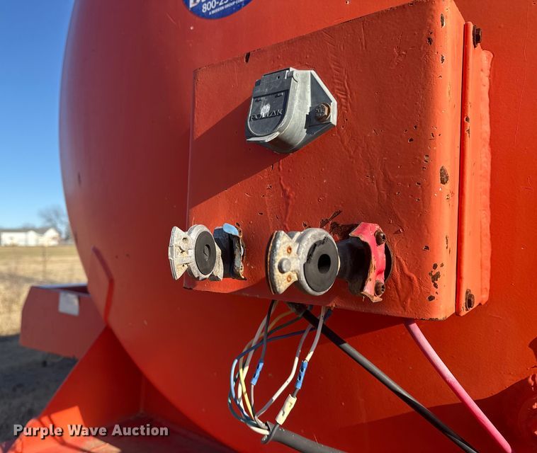 image for item EG1992 2007 Dragon Products tank trailer