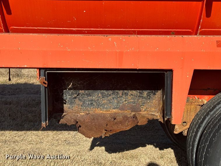 image for item EG1992 2007 Dragon Products tank trailer