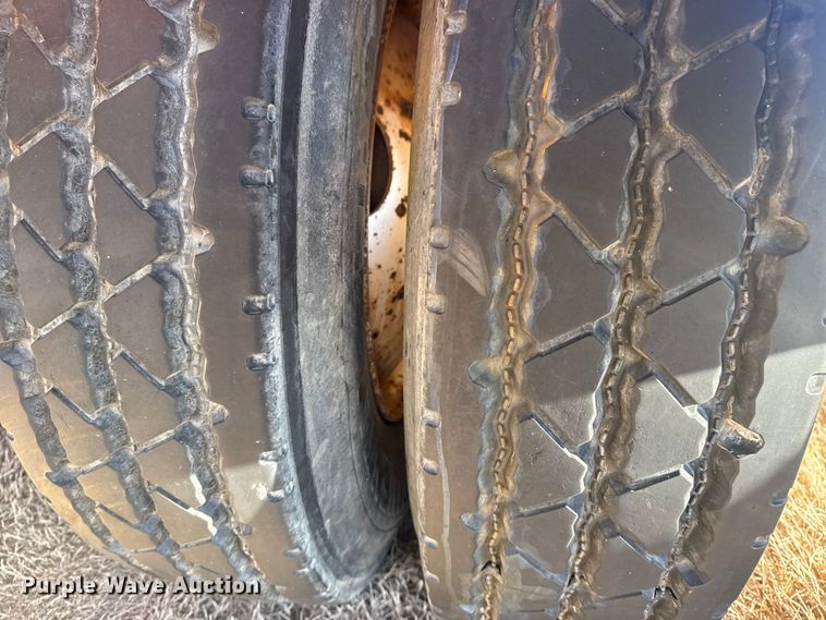 image for item EG1992 2007 Dragon Products tank trailer