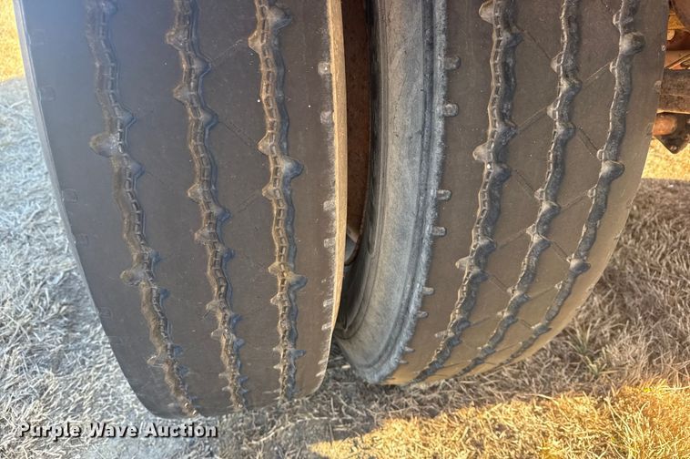 image for item EG1992 2007 Dragon Products tank trailer