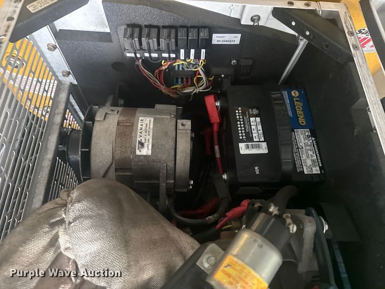 image for item EG1995 2016 Freightliner Sprinter 3500 utility van