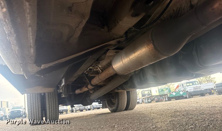 image for item EG1995 2016 Freightliner Sprinter 3500 utility van