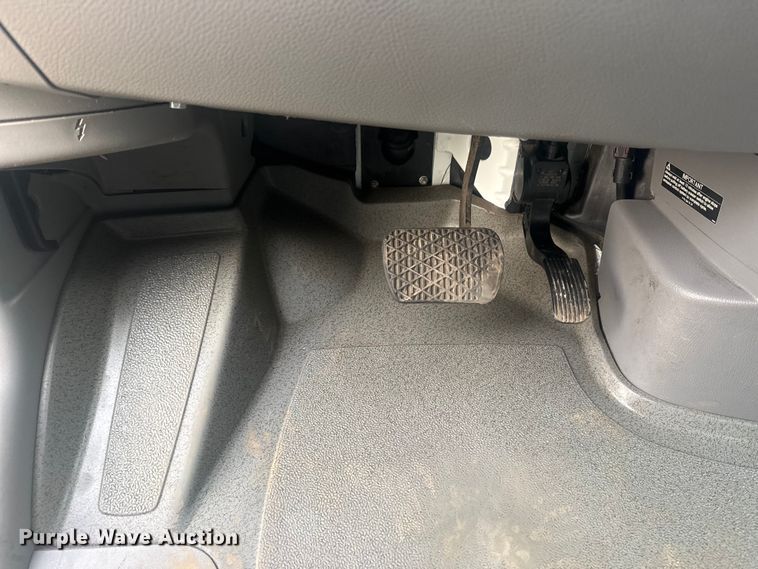 image for item EG1995 2016 Freightliner Sprinter 3500 utility van