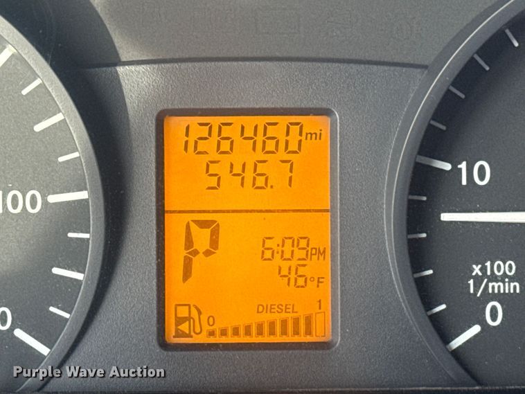 image for item EG1995 2016 Freightliner Sprinter 3500 utility van