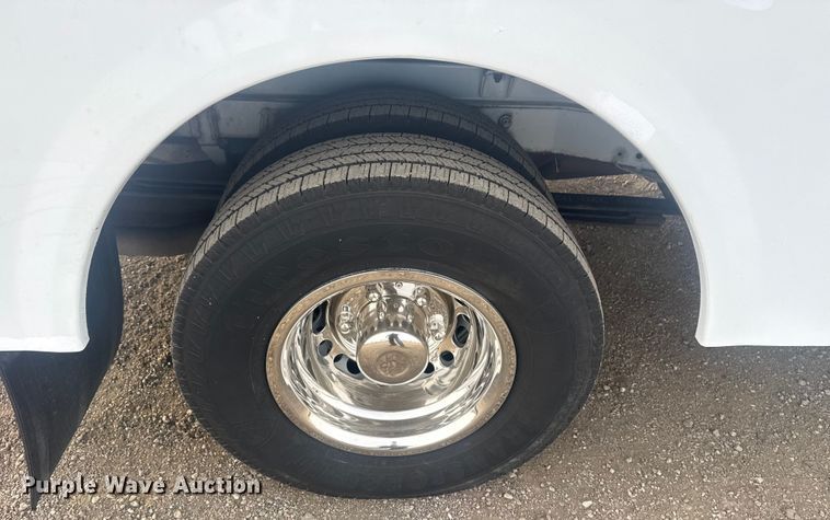 image for item EG1995 2016 Freightliner Sprinter 3500 utility van