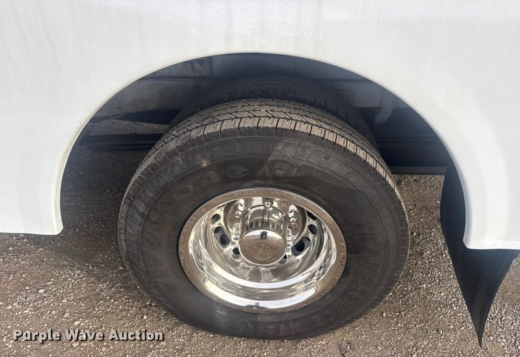 image for item EG1995 2016 Freightliner Sprinter 3500 utility van