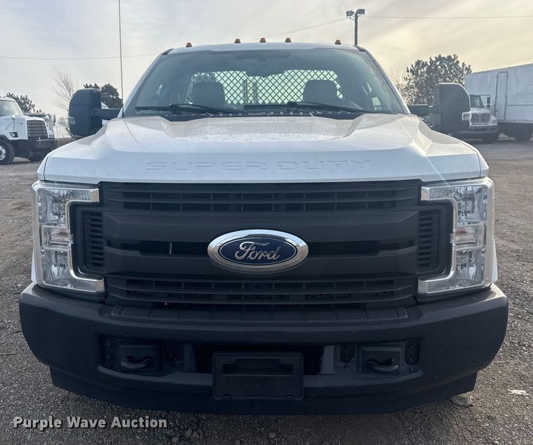 image for item EG1997 2017 Ford F350 Super Duty XL utility bed pickup truck