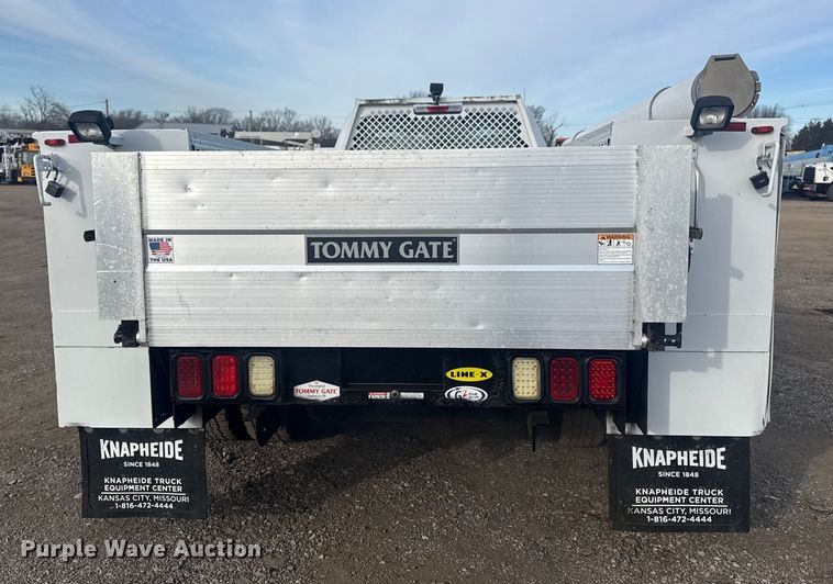 image for item EG1997 2017 Ford F350 Super Duty XL utility bed pickup truck