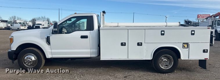 image for item EG1997 2017 Ford F350 Super Duty XL utility bed pickup truck