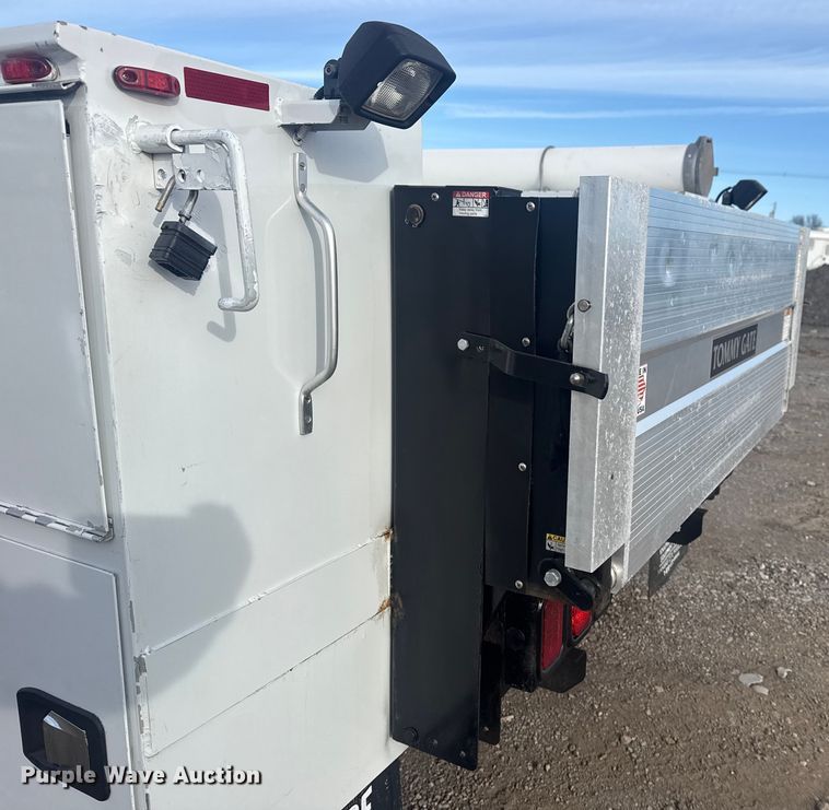 image for item EG1997 2017 Ford F350 Super Duty XL utility bed pickup truck