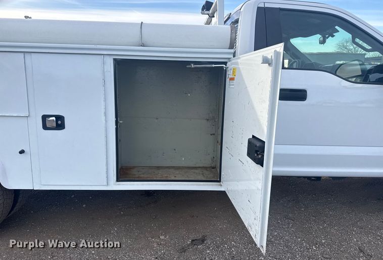 image for item EG1997 2017 Ford F350 Super Duty XL utility bed pickup truck