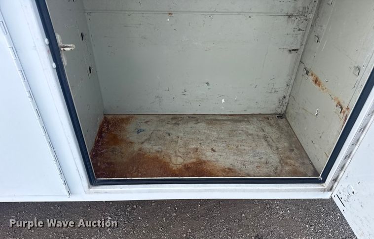 image for item EG1997 2017 Ford F350 Super Duty XL utility bed pickup truck