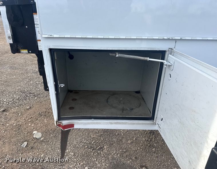 image for item EG1997 2017 Ford F350 Super Duty XL utility bed pickup truck