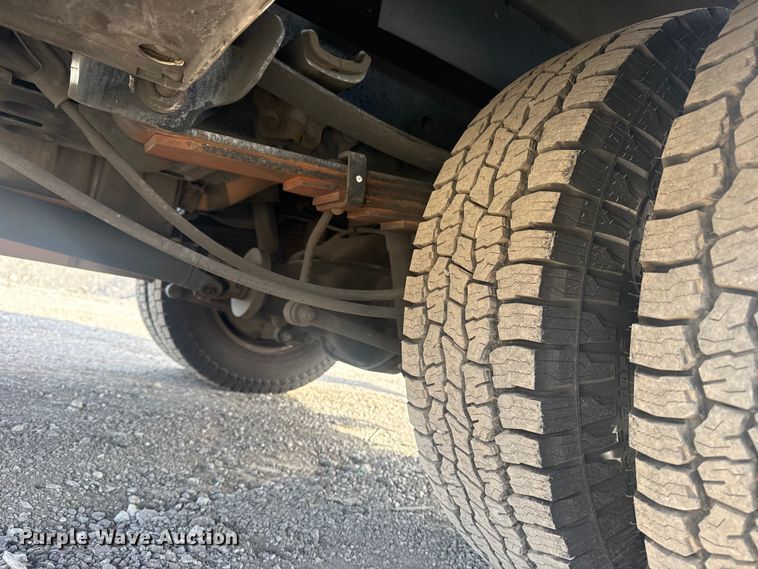 image for item EG1997 2017 Ford F350 Super Duty XL utility bed pickup truck