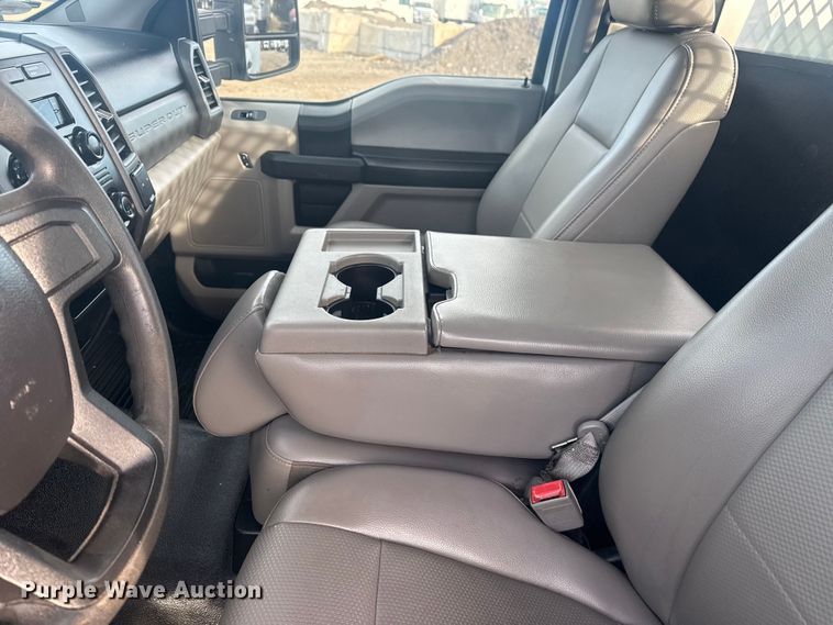 image for item EG1997 2017 Ford F350 Super Duty XL utility bed pickup truck