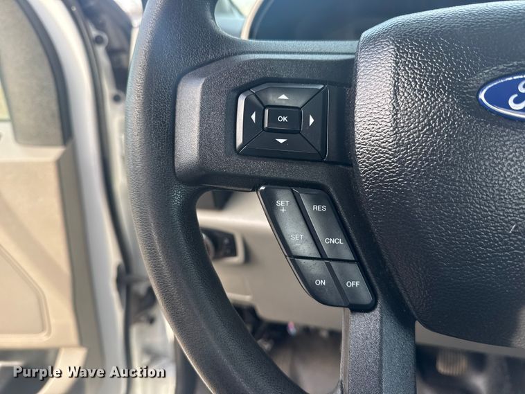 image for item EG1997 2017 Ford F350 Super Duty XL utility bed pickup truck