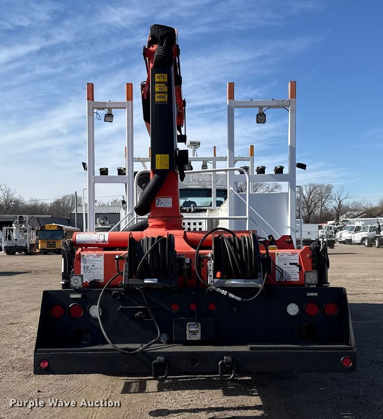 image for item EG2001 2013 Freightliner 108SD crane truck