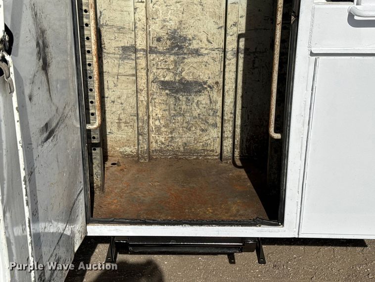 image for item EG2001 2013 Freightliner 108SD crane truck