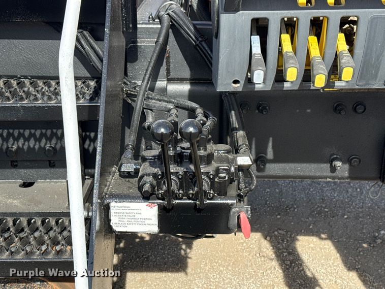 image for item EG2001 2013 Freightliner 108SD crane truck