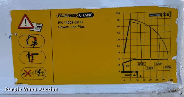 image for item EG2001 2013 Freightliner 108SD crane truck