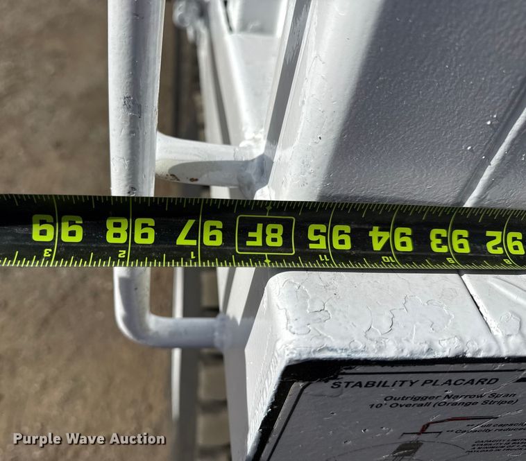 image for item EG2001 2013 Freightliner 108SD crane truck