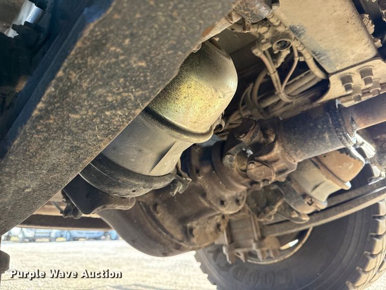 image for item EG2001 2013 Freightliner 108SD crane truck