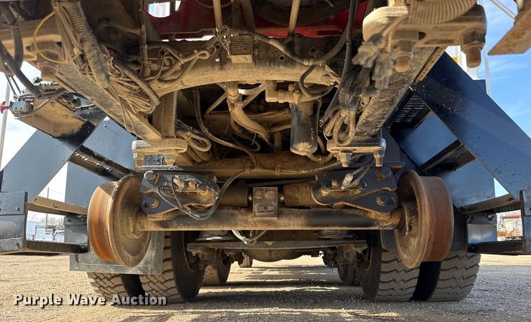 image for item EG2001 2013 Freightliner 108SD crane truck