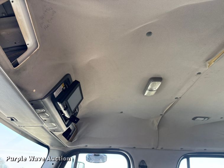 image for item EG2001 2013 Freightliner 108SD crane truck