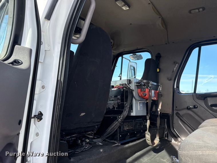 image for item EG2001 2013 Freightliner 108SD crane truck