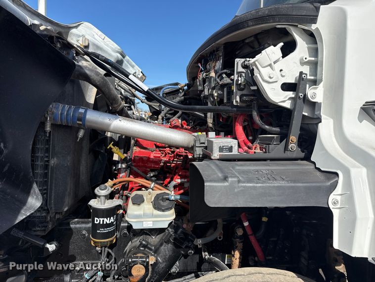 image for item EG2001 2013 Freightliner 108SD crane truck