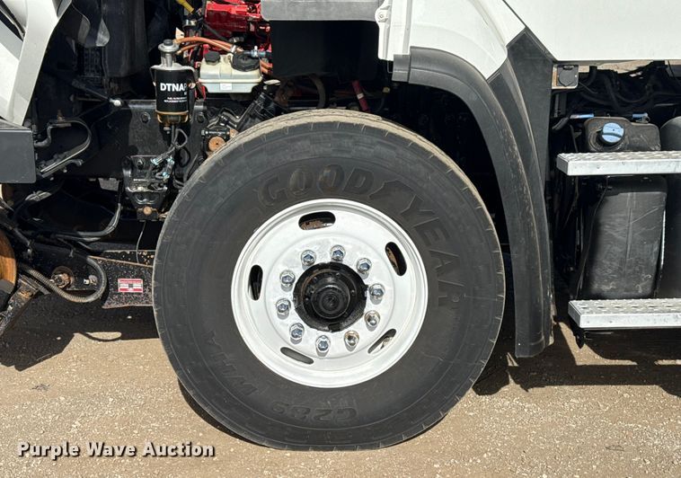 image for item EG2001 2013 Freightliner 108SD crane truck