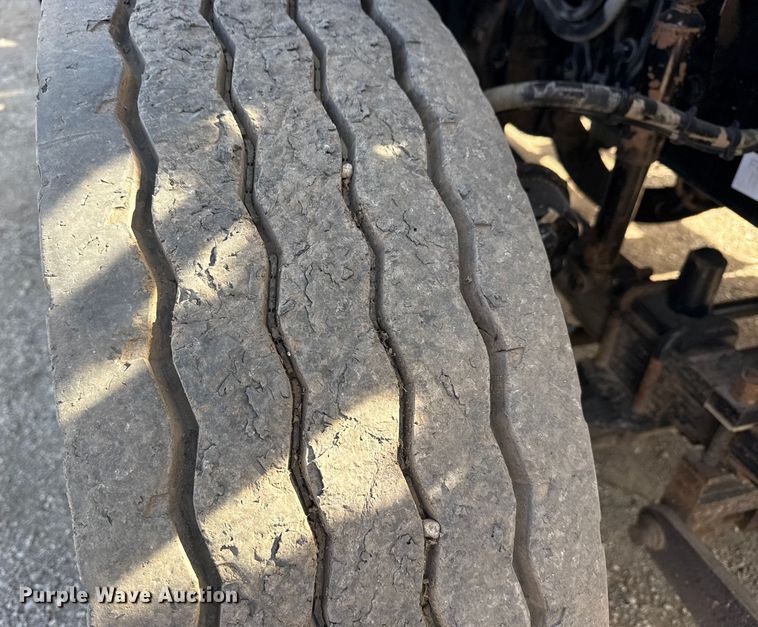 image for item EG2001 2013 Freightliner 108SD crane truck